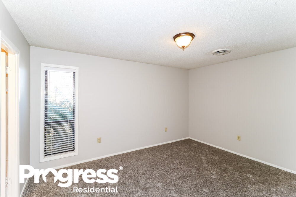 Building Photo - 4426 Spring Harbor Dr