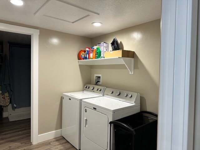 Building Photo - 584 2530 W