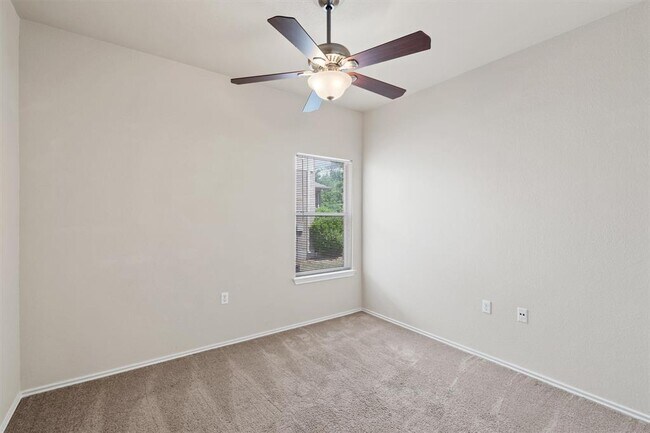 Building Photo - 10936 Furrow Hill Dr