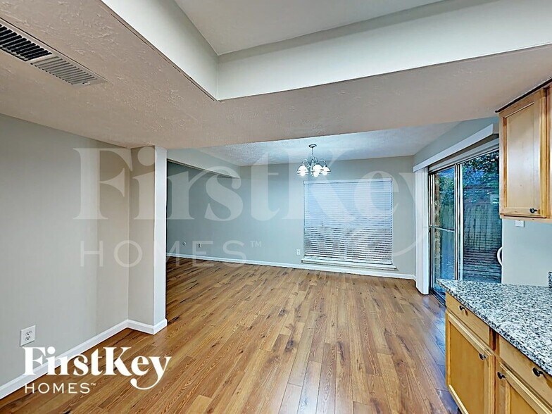 Building Photo - 3311 Birch Creek Dr