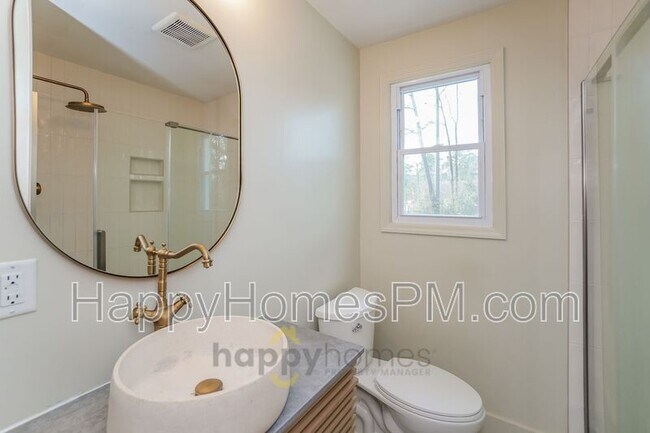 Building Photo - 3459 Johan Blvd