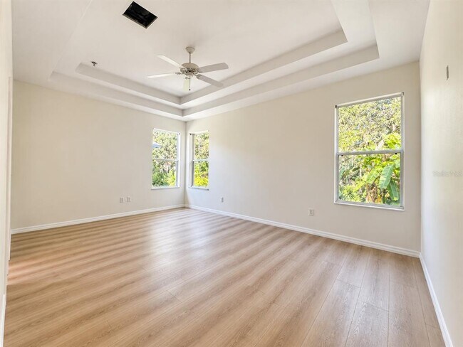 Building Photo - 27353 Edenfield Dr