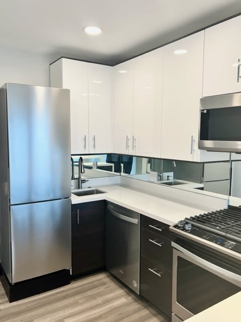 Building Photo - 1702 Hermosa Ave