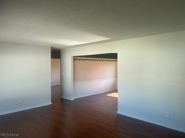 Building Photo - 2888 Morewood Rd