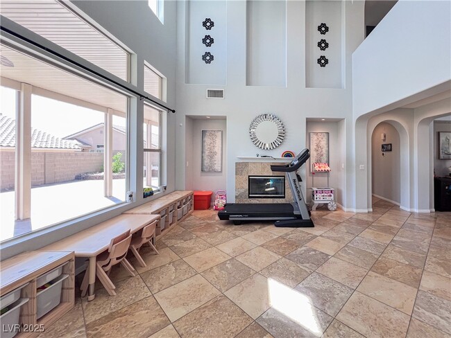 Building Photo - 7868 Arroyo Glen Ct