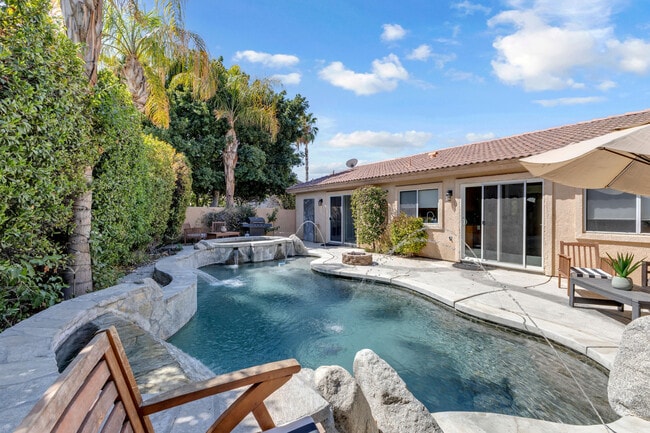 Building Photo - 45460 Coldbrook Ln