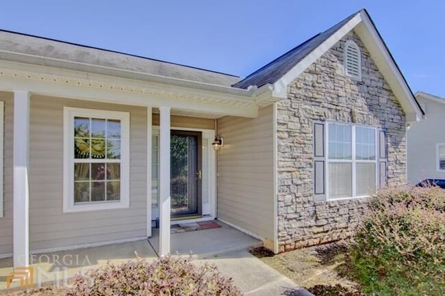 Building Photo - 7735 Country Pass