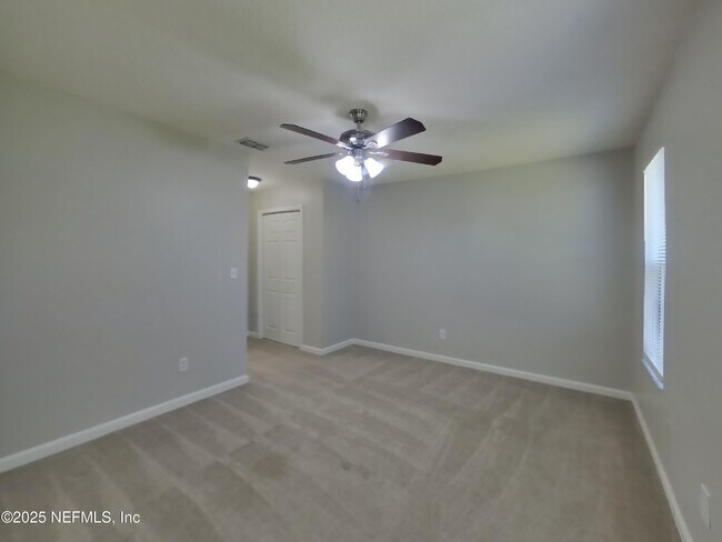 Building Photo - 1553 Kingfisher Blvd