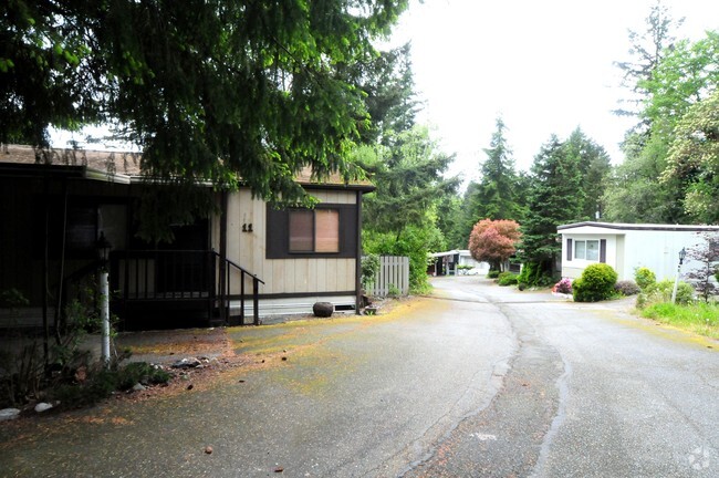 Building Photo - Ridge Acres