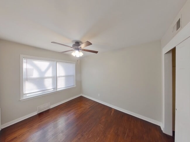 Building Photo - 1910 N Heiserman