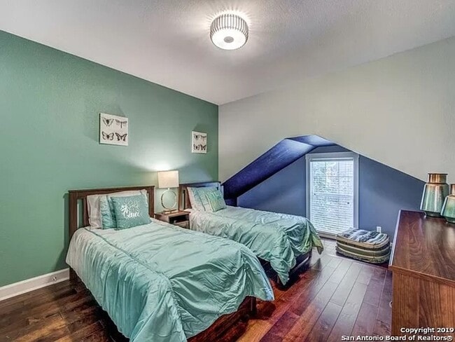 Building Photo - 30 Chapel Hill Cir