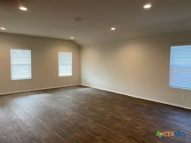 Building Photo - 868 Margay Lp