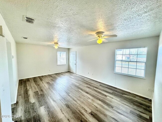 Building Photo - 7718 FL-22