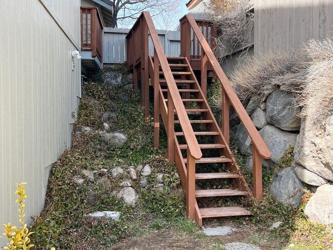 Building Photo - 3066 Alpine Creek Rd
