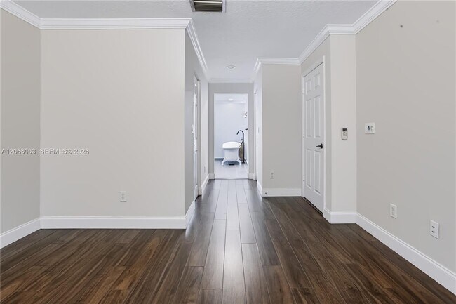 Building Photo - 4927 Lombard Pass Dr