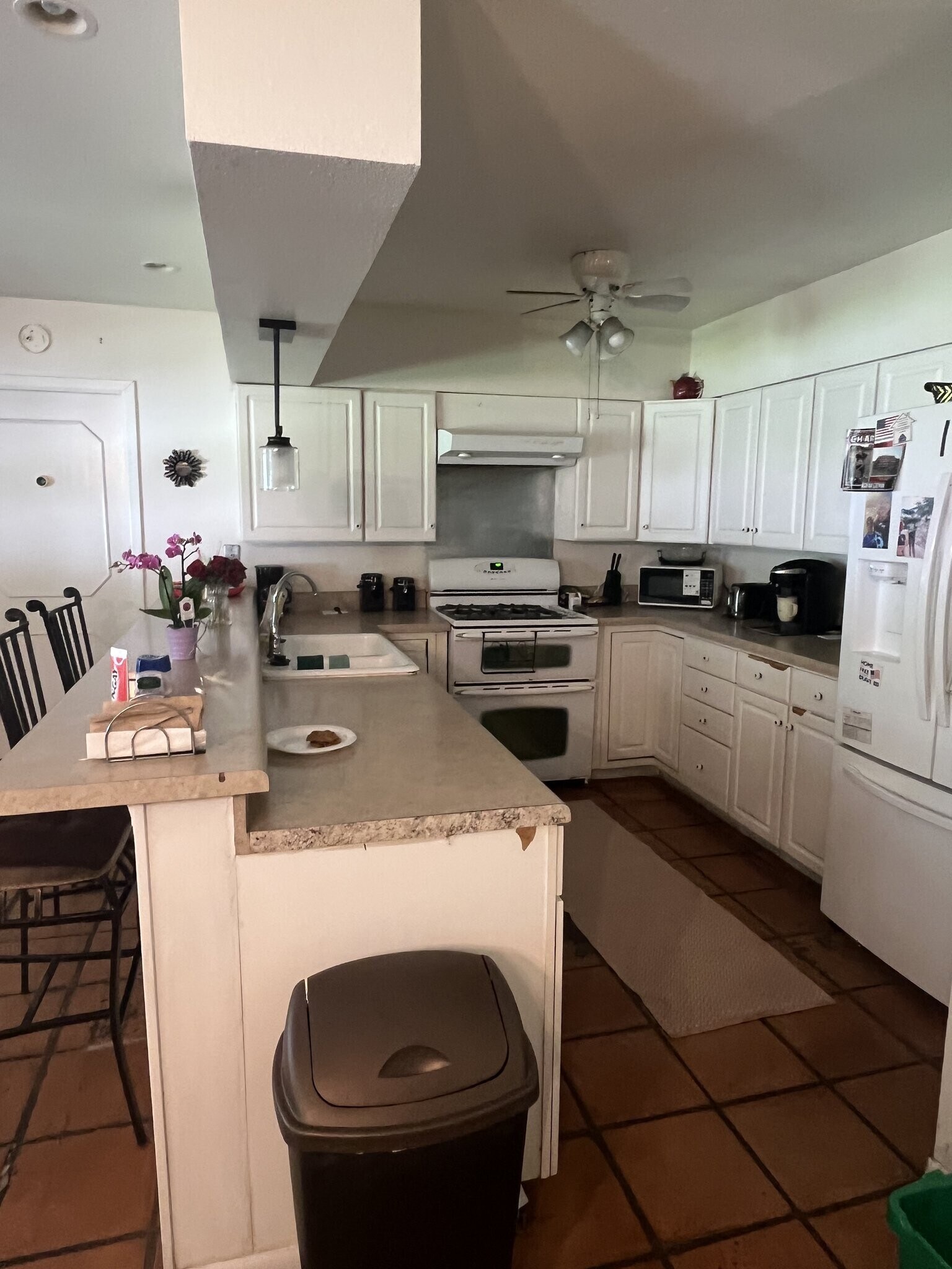 Building Photo - 1014 Mt Kisco Dr