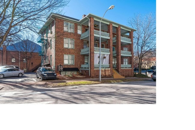 Building Photo - 200 E Edenton St
