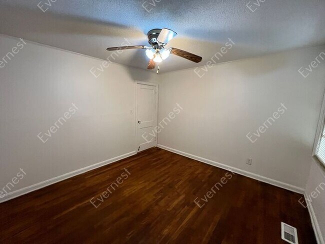 Building Photo - 7930 7th Ct S
