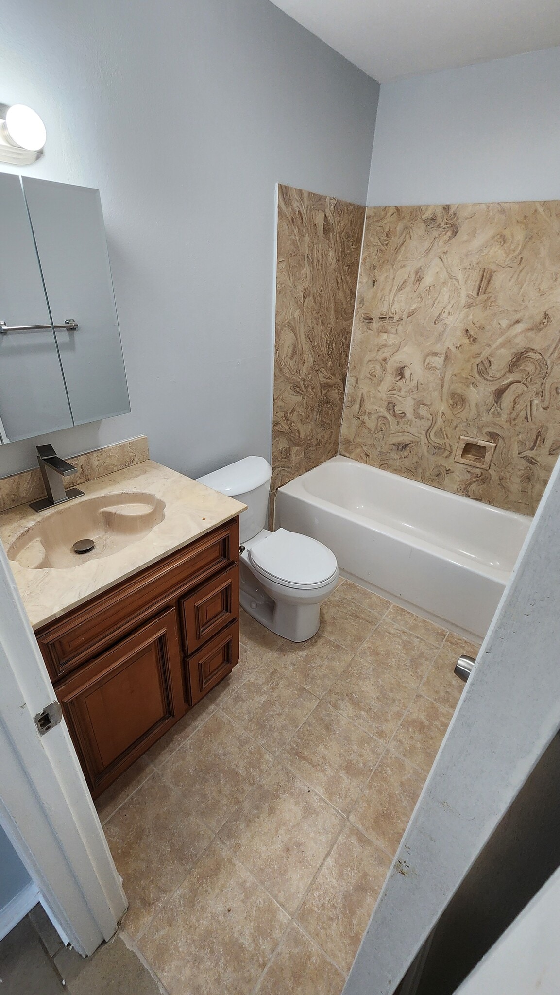 Building Photo - 2628 Dawson Ave