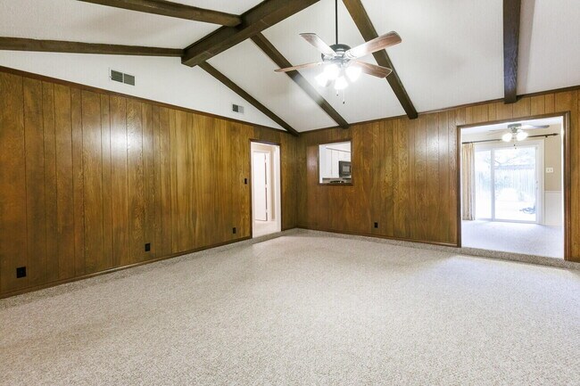 Building Photo - 3406 65th Dr