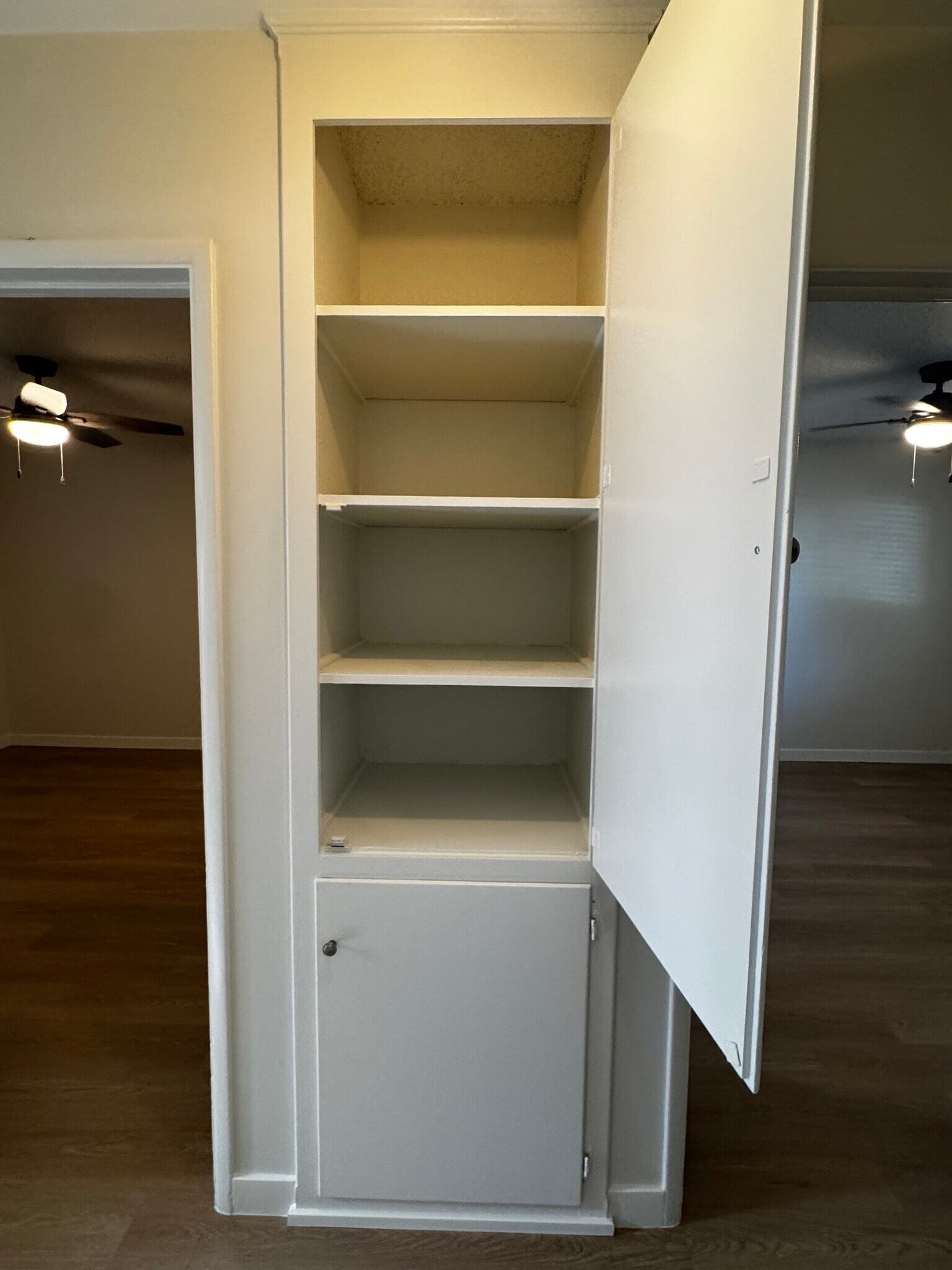 Hallway Storage - 1500 Broadway