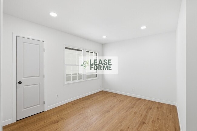 Building Photo - 5953 Guthrie Ave