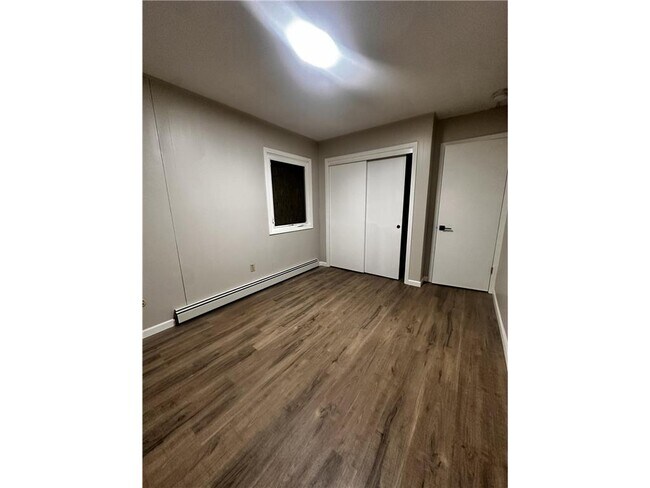 Building Photo - 453 13th Ave NW