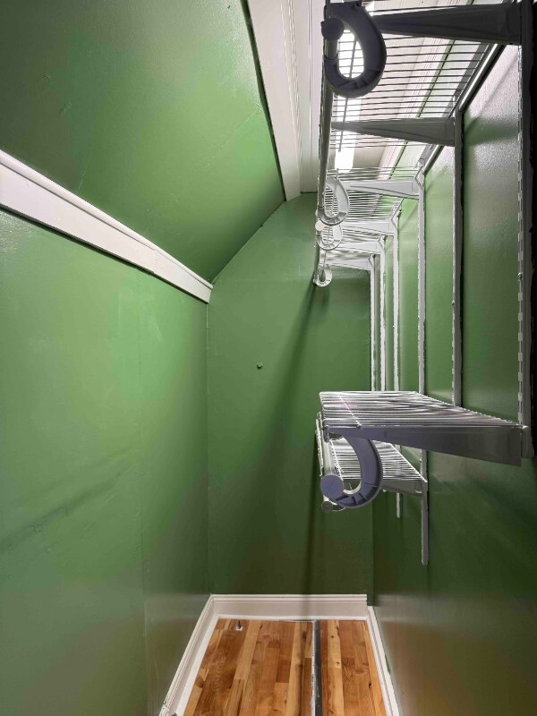 Building Photo - 123 Clearview Ave