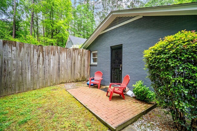 Primary Photo - Charming 1 Bedroom Home near Duke University