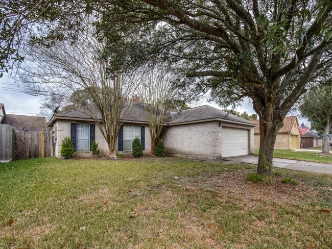 Building Photo - 3426 Mission Valley Dr