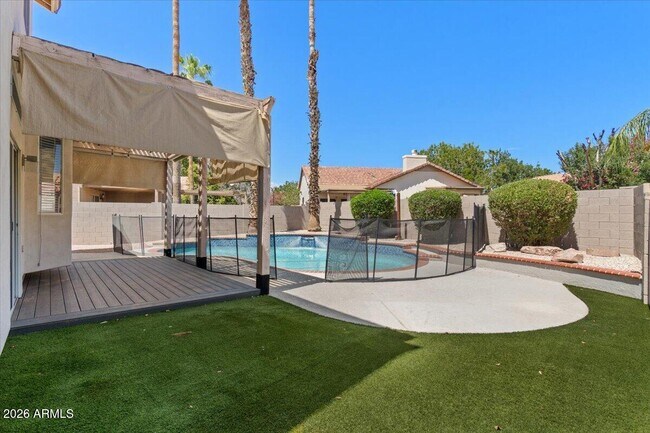 Building Photo - 3260 S Laguna Dr
