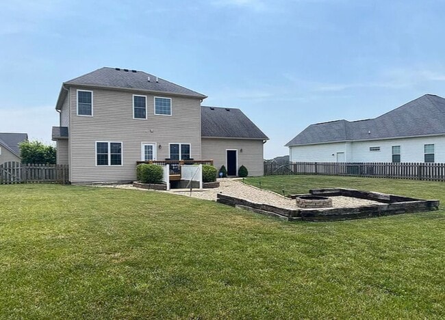 Building Photo - 108 Carriage Hills Ln