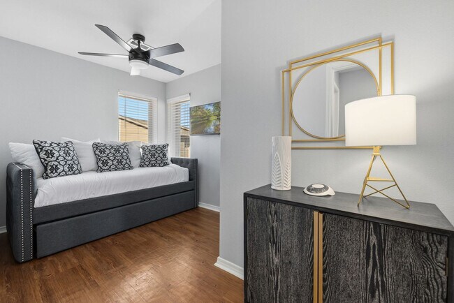 Building Photo - 1852 N Scull Creek Dr