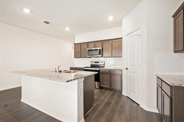Building Photo - 941 Fueller Dr