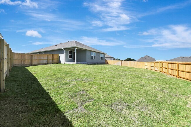 Building Photo - 1718 San Jacinto Dr