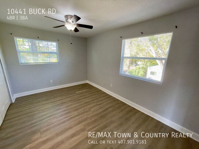 Building Photo - 10441 Buck Rd