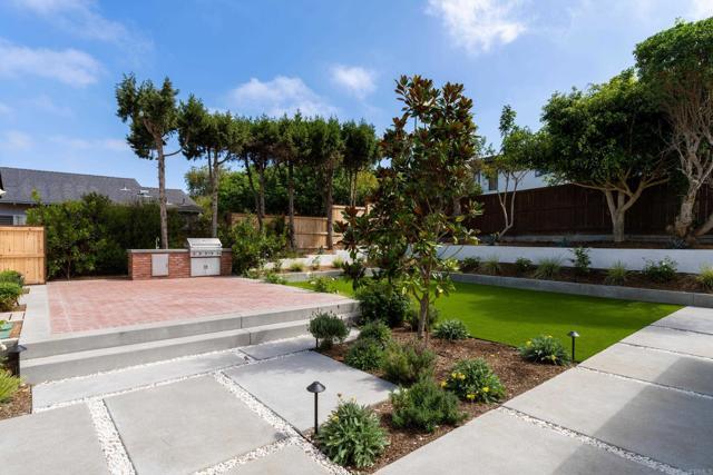 Building Photo - 6653 Aranda Ave