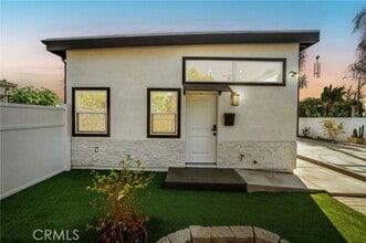 Building Photo - 1476 Kenneth Dr