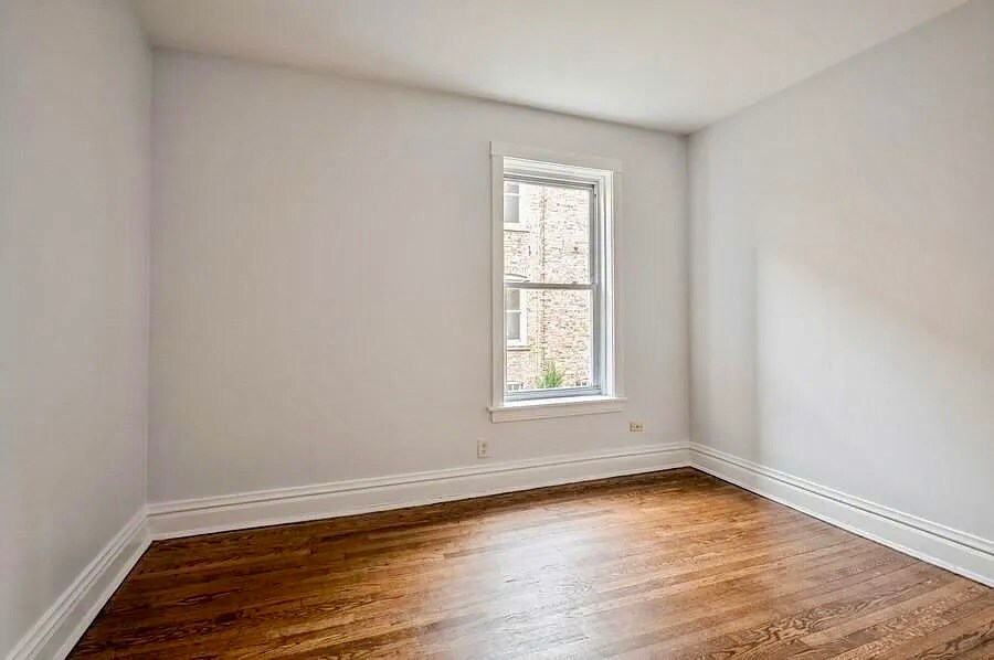Building Photo - 1507 W Rosemont Ave