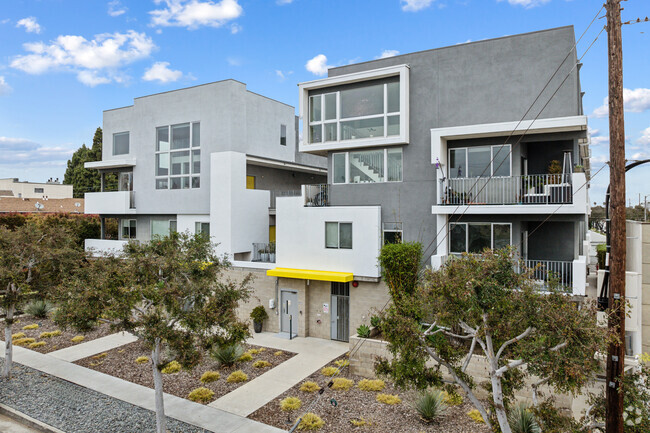 Primary Photo - Mar Vista Lofts