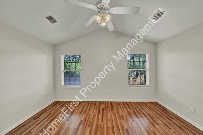Building Photo - 137 Angel Falls Dr