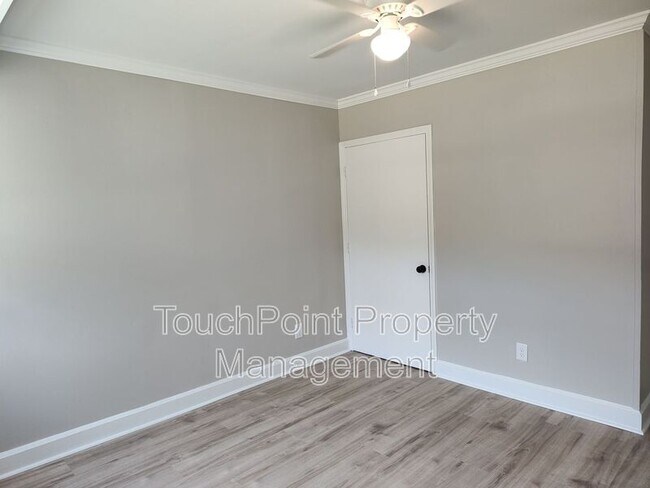 Building Photo - 1239 Bose Ave