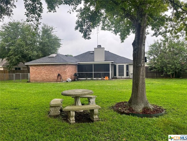 Building Photo - 103 Sunrise Ct