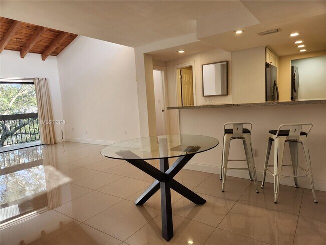 Building Photo - 5201 Orduna Dr