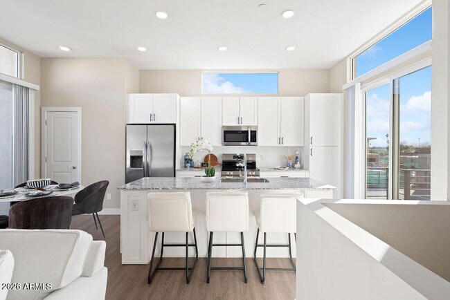 Building Photo - 1927 S Recker Rd