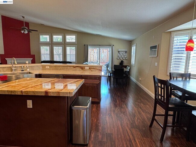 Building Photo - 5412 Nez Perce Way