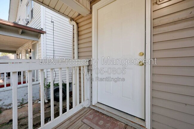 Building Photo - 1088 Siebert St
