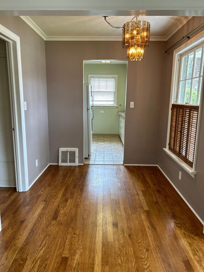 Building Photo - 2 Bedroom 1 Bathroom Home for Rent