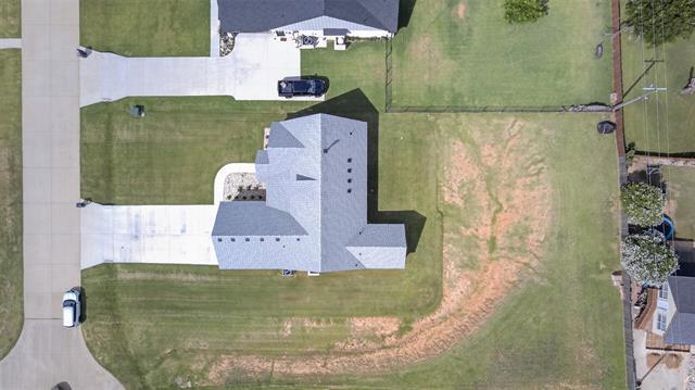 Building Photo - 2604 Candlestick Dr