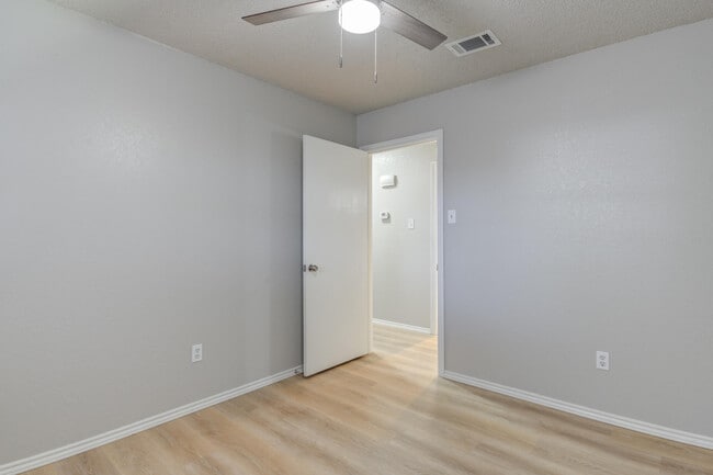 Building Photo - 3610 54th St